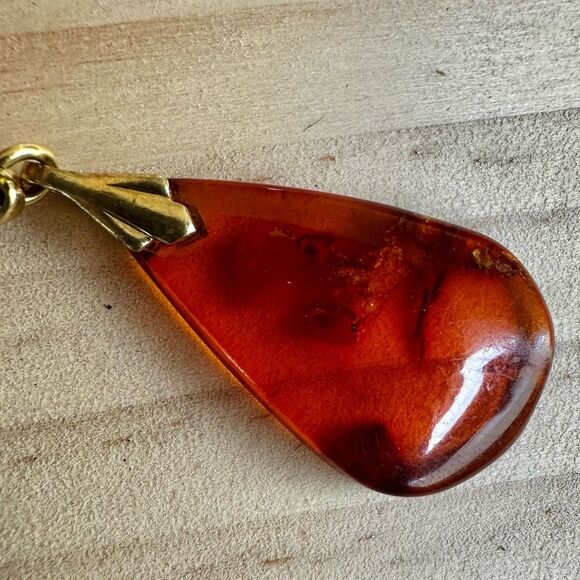 Vintage Genuine Amber Teardrop Pendant Necklace - Picture 7 of 10
